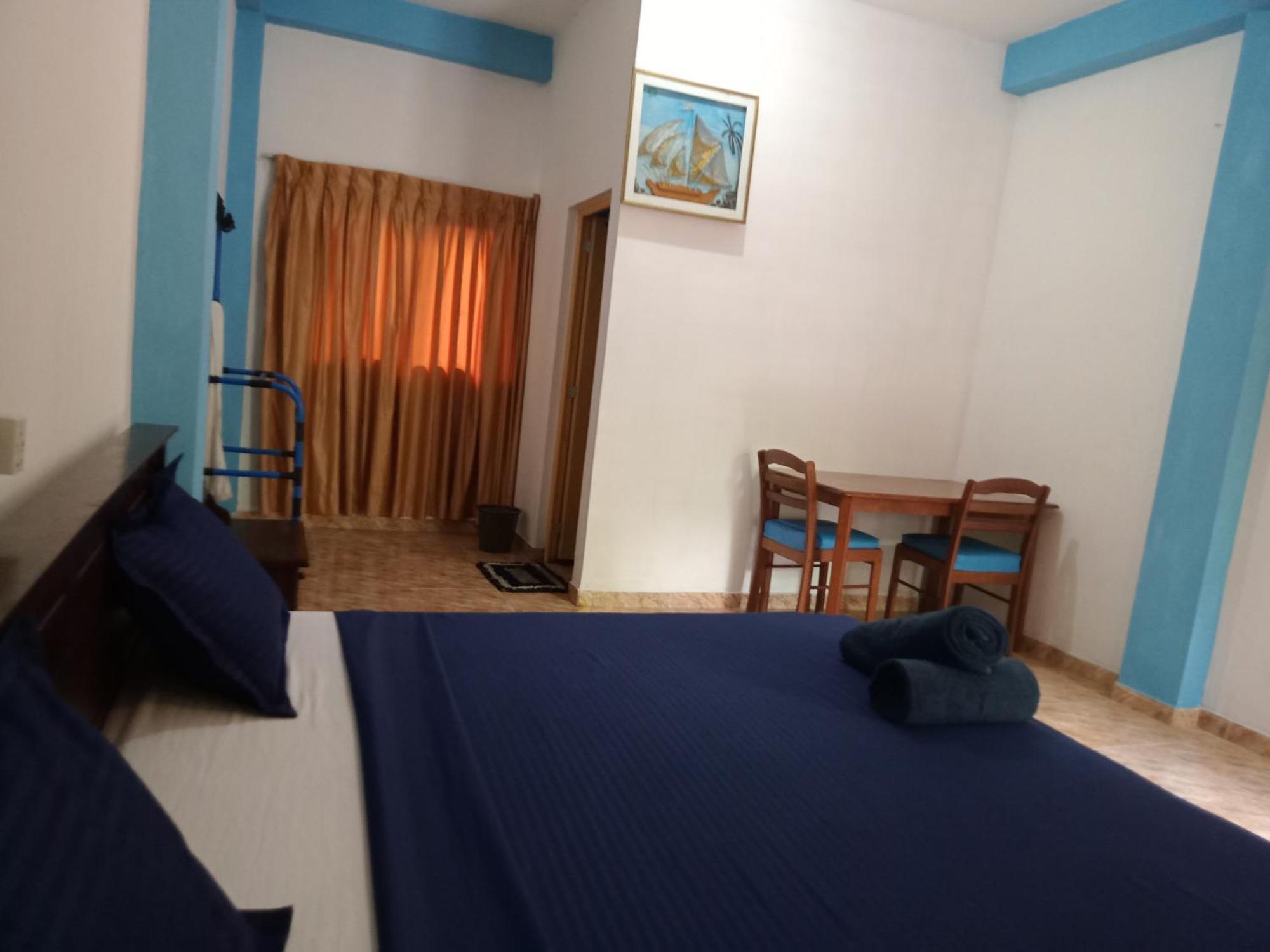 Suninn Hostel And Surf School Weligama Exterior photo